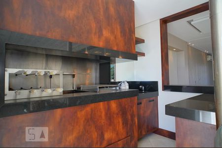 Sala de casa à venda com 5 quartos, 500m² em Jardim Itu, Porto Alegre