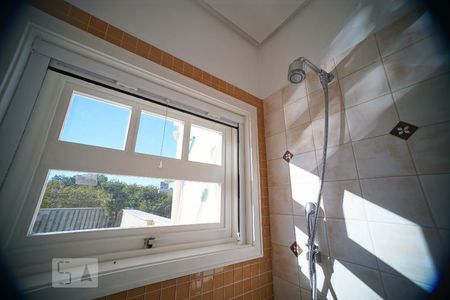 Casa à venda com 500m², 5 quartos e 5 vagasSala - Banheiro