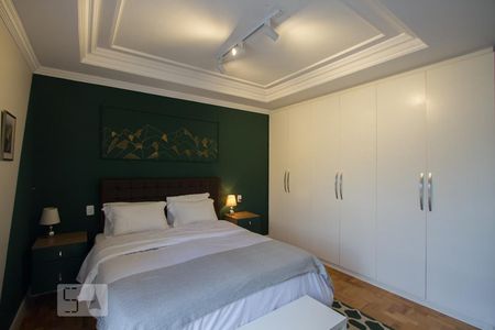 Casa à venda com 280m², 4 quartos e 2 vagasSuíte