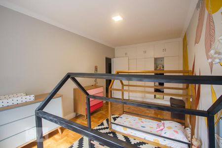 Casa à venda com 280m², 4 quartos e 2 vagasQuarto 2