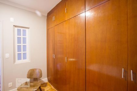 Casa à venda com 280m², 4 quartos e 2 vagasQuarto 1