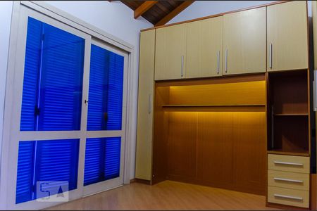 Quarto Suíte de casa de condomínio à venda com 2 quartos, 90m² em Niterói, Canoas