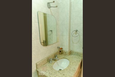 Casa de condomínio à venda com 90m², 2 quartos e 1 vagaLavabo