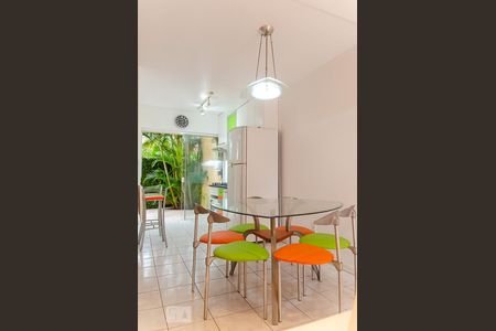 Casa de condomínio à venda com 90m², 2 quartos e 1 vagaCozinha