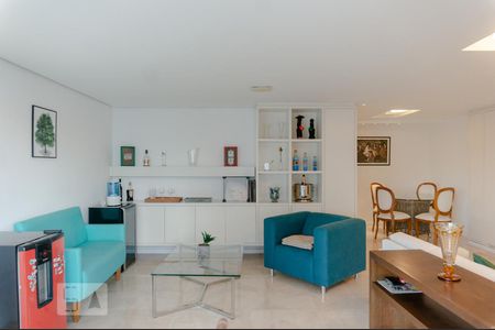 Sala de apartamento à venda com 2 quartos, 138m² em Perdizes, São Paulo