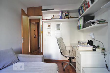 Apartamento à venda com 94m², 3 quartos e 2 vagasQuarto