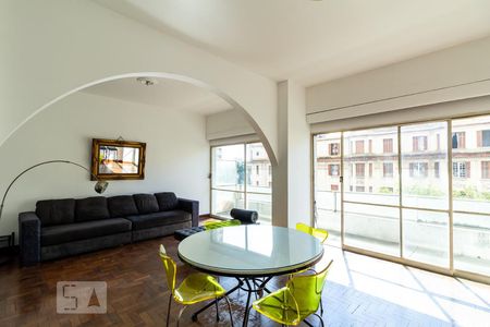 Apartamento à venda com 150m², 2 quartos e sem vagaSala