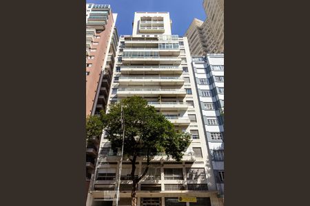 Apartamento à venda com 150m², 2 quartos e sem vagaFachada