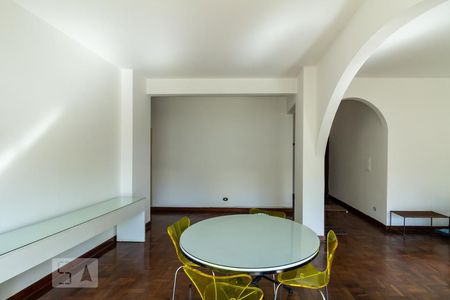 Apartamento à venda com 150m², 2 quartos e sem vagaSala