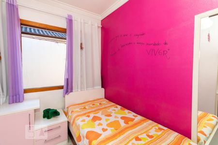 Casa à venda com 465m², 5 quartos e 3 vagas Casa à venda com 465m², 5 quartos e 3 vagasQuarto 02 - Casa 01