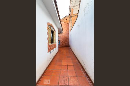 Casa à venda com 465m², 5 quartos e 3 vagas Casa à venda com 465m², 5 quartos e 3 vagasÁrea de Serviço - Casa 02