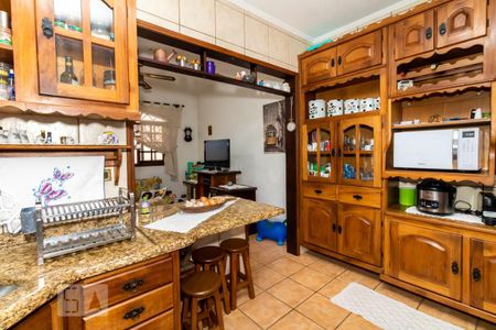 Casa à venda com 465m², 5 quartos e 3 vagas Casa à venda com 465m², 5 quartos e 3 vagasCozinha - Casa 02