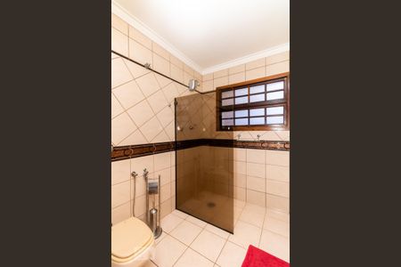 Casa à venda com 465m², 5 quartos e 3 vagas Casa à venda com 465m², 5 quartos e 3 vagasBanheiro - Casa 01