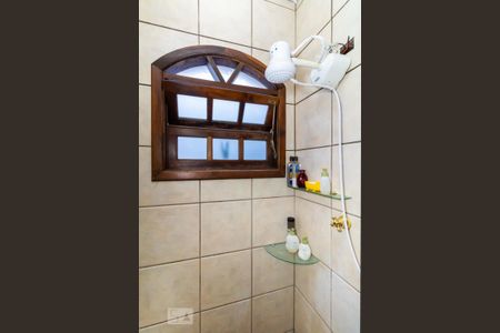 Casa à venda com 465m², 5 quartos e 3 vagas Casa à venda com 465m², 5 quartos e 3 vagasBanheiro - Casa 02