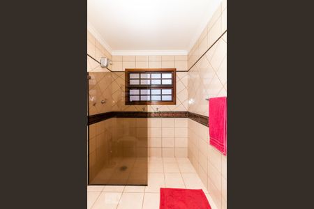 Casa à venda com 465m², 5 quartos e 3 vagas Casa à venda com 465m², 5 quartos e 3 vagasBanheiro - Casa 01