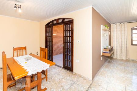 Sala de casa para alugar com 5 quartos, 200m² em Jardim Brasil (zona Norte), São Paulo