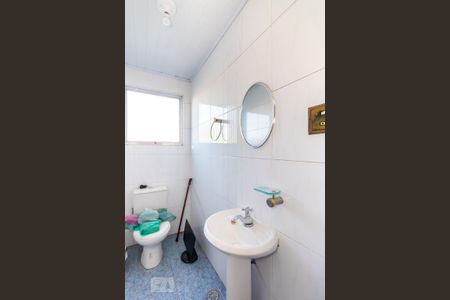 Casa à venda com 200m², 5 quartos e 2 vagasLavabo