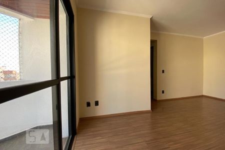 Sala de apartamento para alugar com 3 quartos, 71m² em Vila Andrade, São Paulo