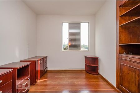 Apartamento para alugar com 110m², 4 quartos e 1 vagaQuarto 3