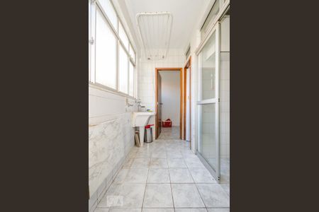 Apartamento para alugar com 110m², 4 quartos e 1 vagaÁrea de Serviço