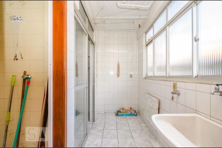Apartamento para alugar com 110m², 4 quartos e 1 vagaÁrea de Serviço