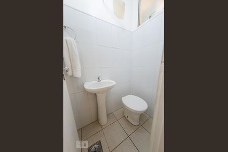 Apartamento para alugar com 170m², 2 quartos e 1 vaga Apartamento para alugar com 170m², 2 quartos e 1 vagaBanheiro de Serviço