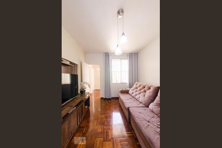Sala de apartamento para alugar com 2 quartos, 170m² em Padre Eustáquio, Belo Horizonte