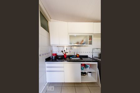 Apartamento para alugar com 170m², 2 quartos e 1 vaga Apartamento para alugar com 170m², 2 quartos e 1 vagaCozinha
