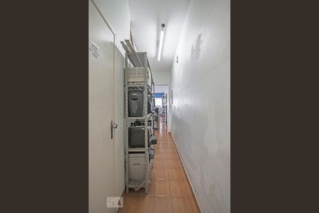 Hall do Lavabo e Escada de casa à venda com 3 quartos, 140m² em Brooklin Paulista, São Paulo