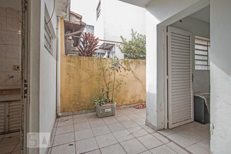 Casa para alugar com 140m², 3 quartos e 2 vagasQuintal