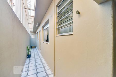Casa à venda com 300m², 4 quartos e 2 vagasCorredor Externo