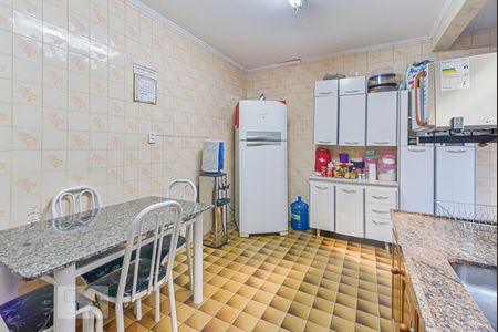 Casa à venda com 300m², 4 quartos e 2 vagasCozinha