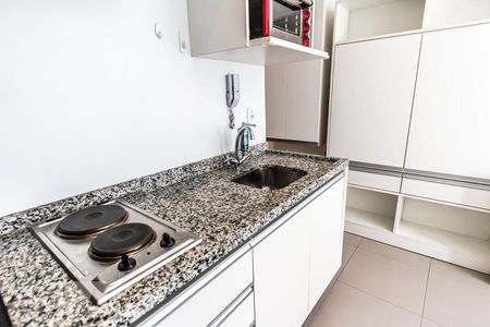 Cozinha de kitnet/studio para alugar com 1 quarto, 20m² em República, São Paulo
