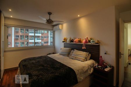 Suite de apartamento à venda com 2 quartos, 110m² em Barra da Tijuca, Rio de Janeiro