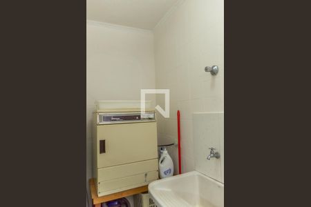 Casa à venda com 255m², 4 quartos e 3 vagas Casa à venda com 255m², 4 quartos e 3 vagasÁrea de Serviço