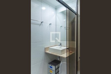 Casa à venda com 255m², 4 quartos e 3 vagas Casa à venda com 255m², 4 quartos e 3 vagasBanheiro da Suíte 2