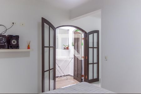 Casa à venda com 255m², 4 quartos e 3 vagas Casa à venda com 255m², 4 quartos e 3 vagasQuarto Suíte