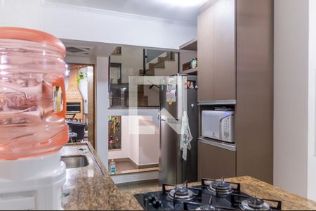 Casa à venda com 255m², 4 quartos e 3 vagas Casa à venda com 255m², 4 quartos e 3 vagasCozinha