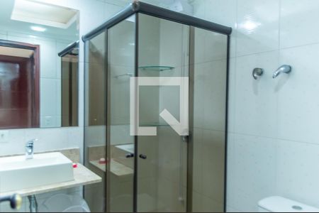 Casa à venda com 255m², 4 quartos e 3 vagas Casa à venda com 255m², 4 quartos e 3 vagasBanheiro da Suíte 2