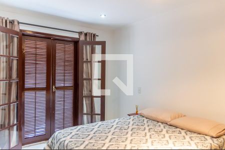 Casa à venda com 255m², 4 quartos e 3 vagas Casa à venda com 255m², 4 quartos e 3 vagasQuarto 2 - Suíte