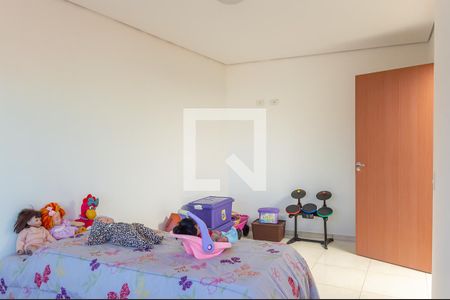 Casa à venda com 255m², 4 quartos e 3 vagas Casa à venda com 255m², 4 quartos e 3 vagasQuarto