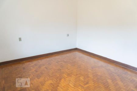 Casa à venda com 345m², 3 quartos e 3 vagasDormitório 2