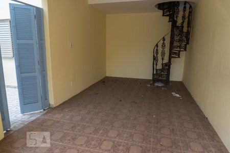 Casa à venda com 345m², 3 quartos e 3 vagasQuarto de Serviço