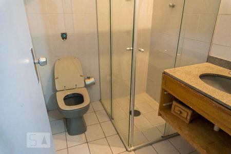 Casa à venda com 345m², 3 quartos e 3 vagasBanheiro de Serviço