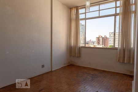 Quarto 1 de apartamento para alugar com 2 quartos, 55m² em Centro, Uberlândia