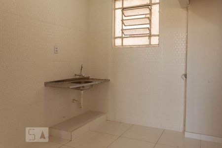 Cozinha de apartamento para alugar com 2 quartos, 55m² em Centro, Uberlândia