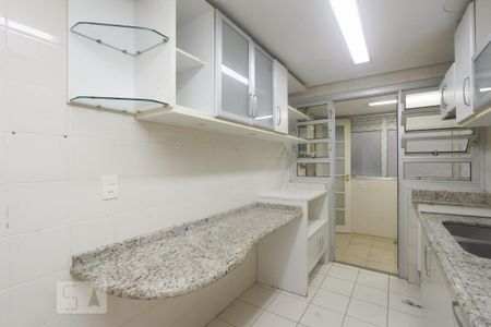 Apartamento à venda com 112m², 3 quartos e 1 vagaCOZINHA