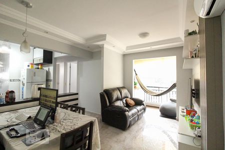 Sala de apartamento à venda com 2 quartos, 56m² em Vila Cruz das Almas, São Paulo