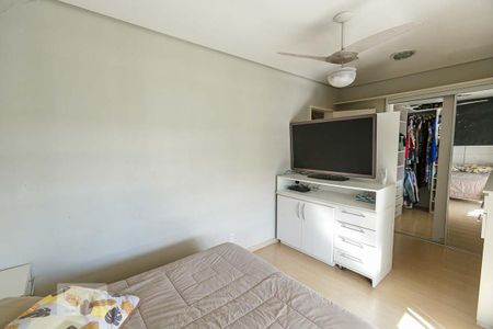 Casa à venda com 1200m², 4 quartos e 5 vagas Casa à venda com 1200m², 4 quartos e 5 vagasQuarto 3