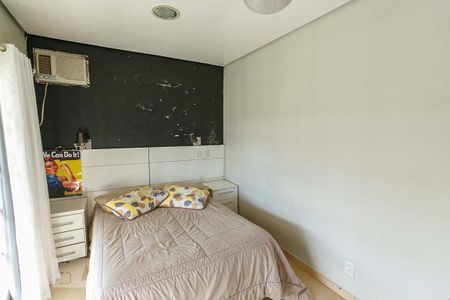 Casa à venda com 1200m², 4 quartos e 5 vagas Casa à venda com 1200m², 4 quartos e 5 vagasQuarto 3